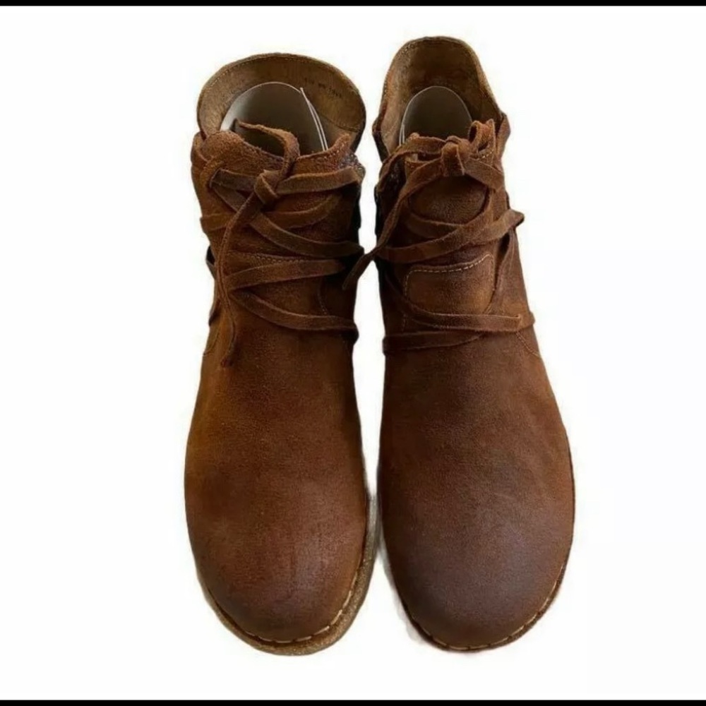 BORN Women's, Tarkiln Ankle Boot Size 11 Leather